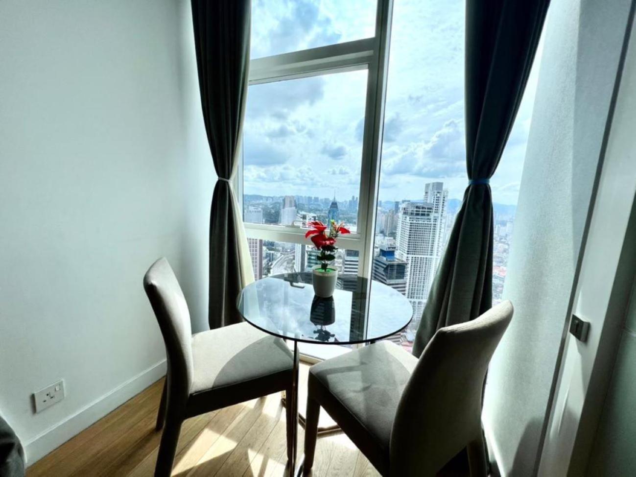 The Platinum Klcc By A&b Apartamento